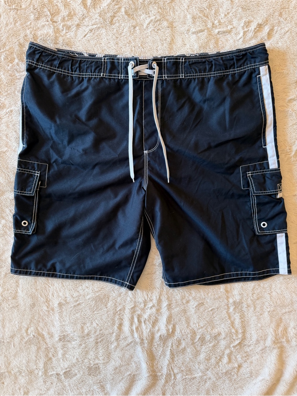 Old Navy Navy Blue White Contrast Stitch Cargo Board Shorts Swim Trunks XL